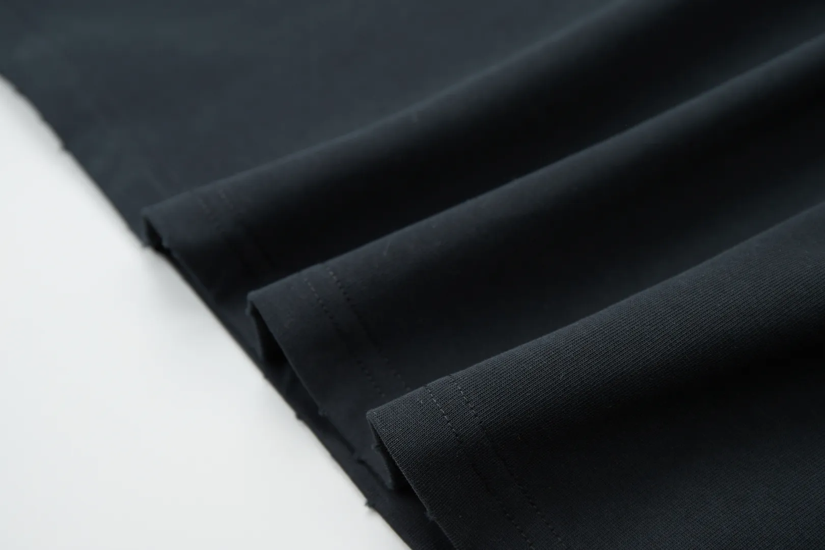 ✨MM 6✨🆕25SS New Arrival · 260 100% · 32 1X 1 · · ＋ · ：Black/White Size：S/M/L/XL